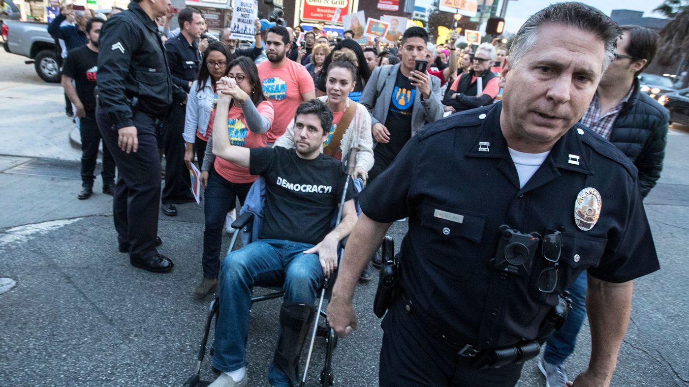 Finger creatures nowhere cancer